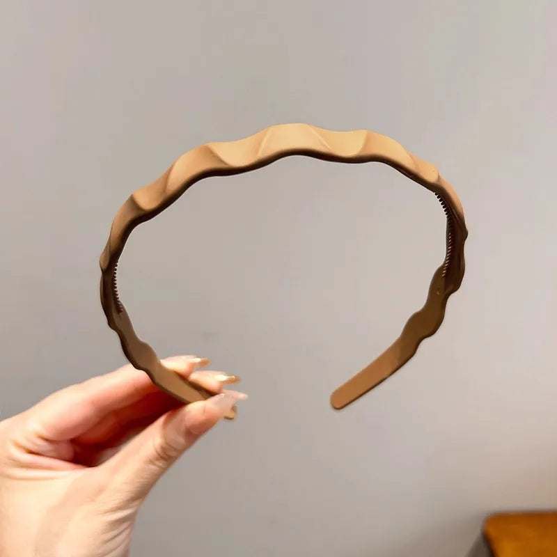Solid Wave Plastic Hairband