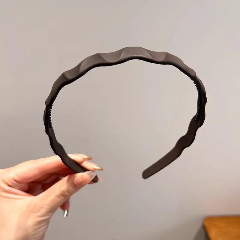 Solid Wave Plastic Hairband
